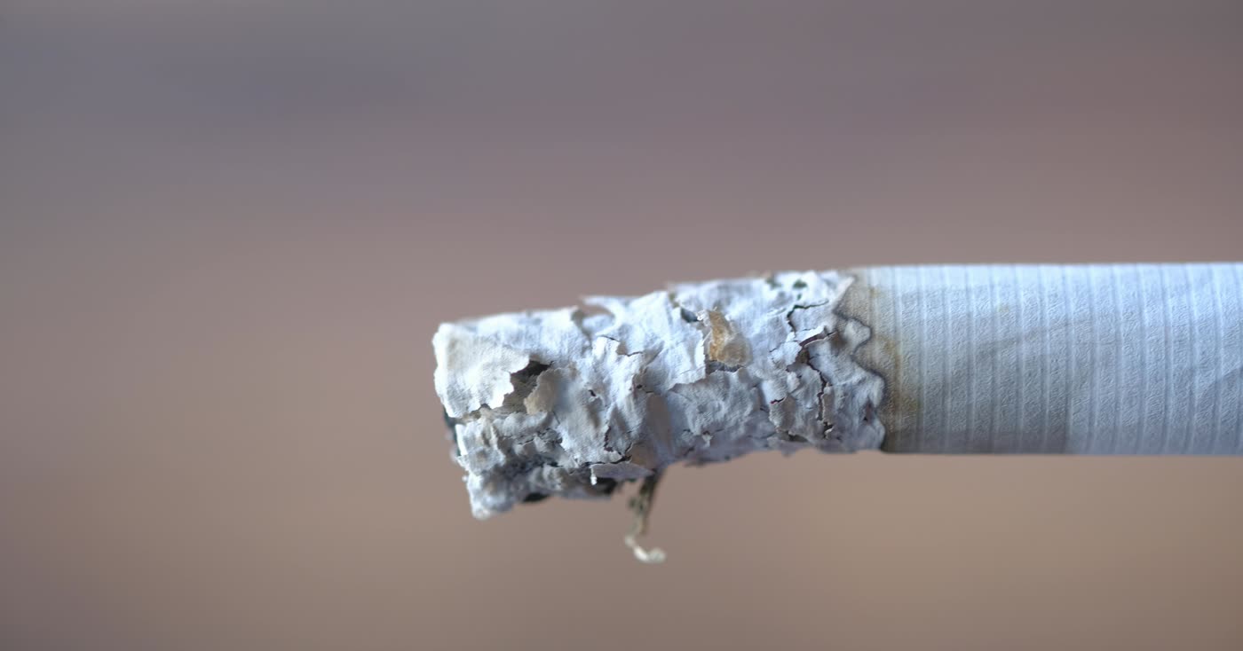 A single cigarette in an ashtray after a slip